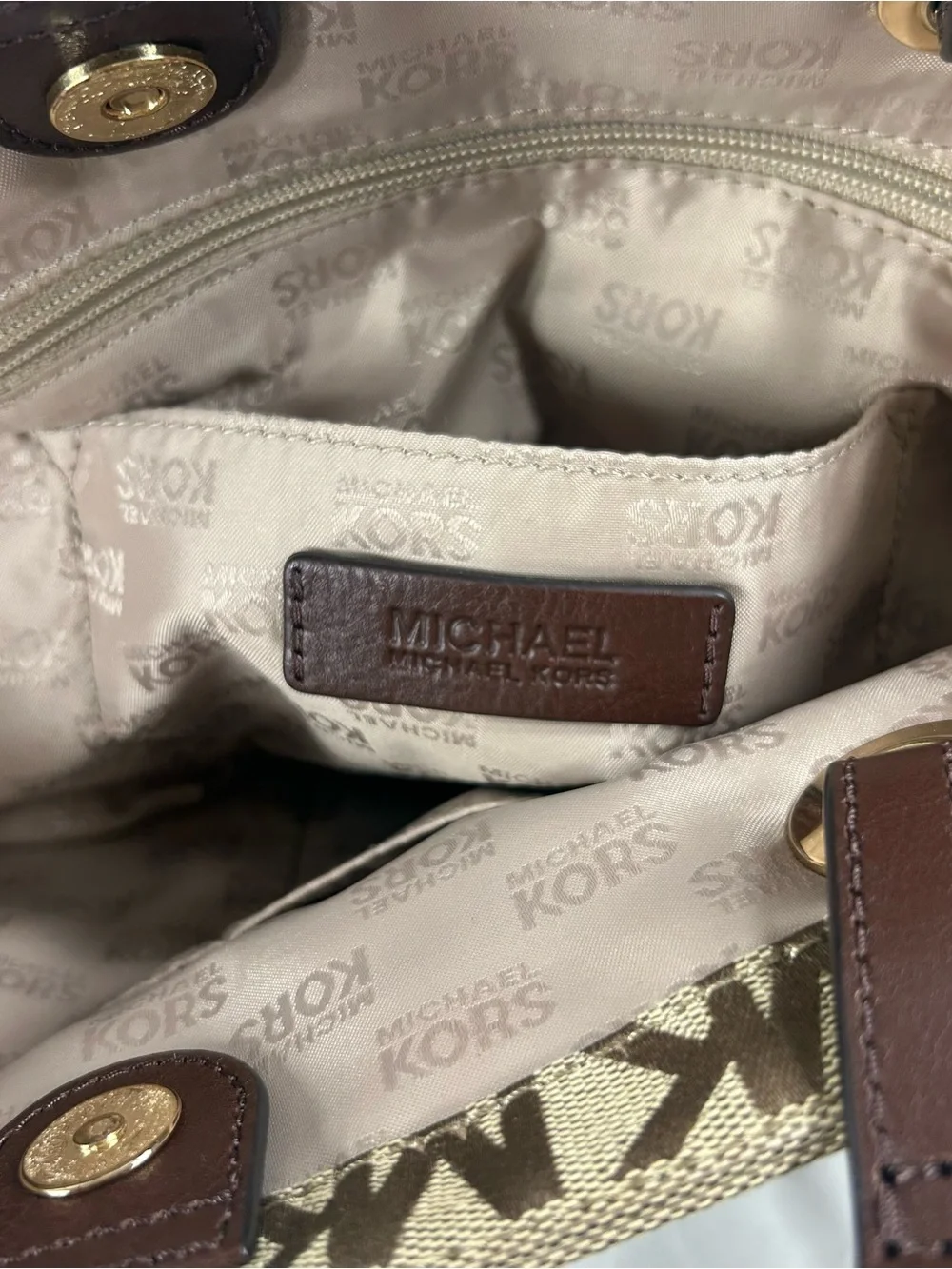 Michael Kors Jet Set Signature Jacquard Medium Tote Bag Tan 38T2XTTT2J EUC